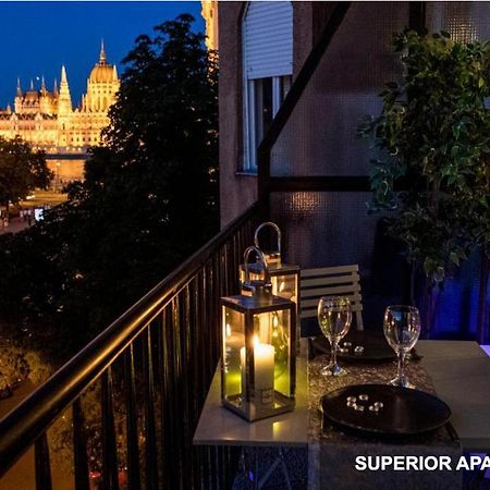 Bpr Agathe Elegant Suite With Parliament View Budapest Eksteriør bilde